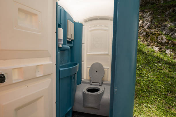 Best Construction site porta potty rental  in Eslon, CA